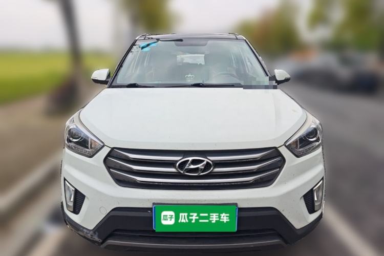 Used Hyundai ix25 2015 1.6L Automatic Two-Wheel-Drive Deluxe DLX Model Front