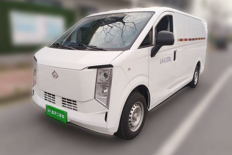 Used CHANGAN KUAYUE Starlight EV 2025 Model 3-Passenger Van, 350 km, Luxury Edition