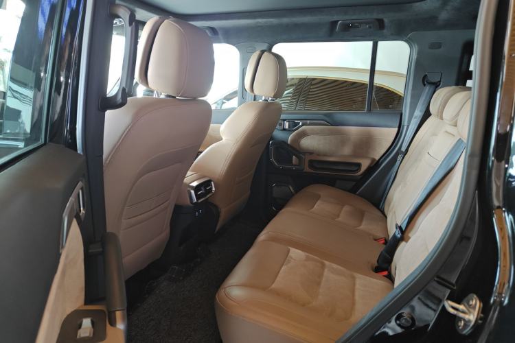 Used JETOUR Traveler 2023 2.0T All-Wheel Drive CrossPRO+