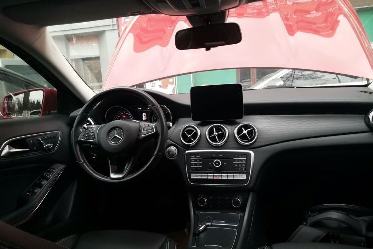 Used Mercedes-Benz GLA 2017 GLA 220 4MATIC Fashion Model
