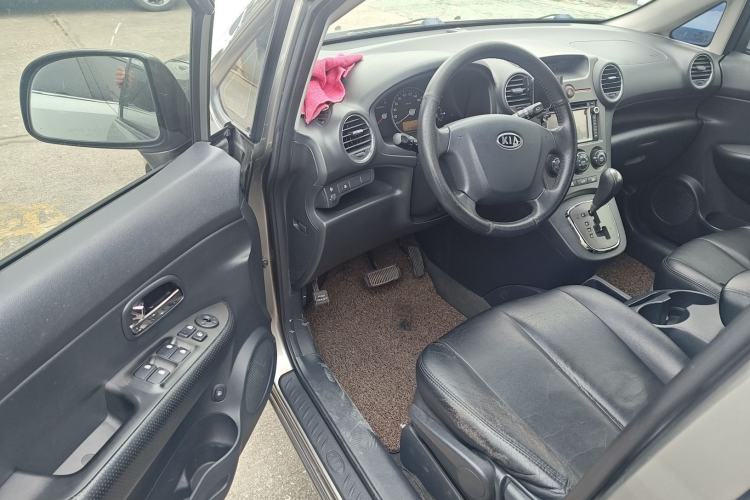 Used Kia Carens 2011 2.0L 7-Seater Automatic Standard Edition Driver Seat