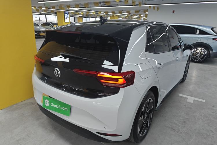 Used Volkswagen ID.3 2022 Active Pure Intelligent Enjoyment Edition
