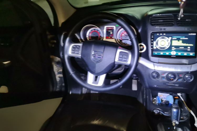 Used Dodge Journey 2013 3.6L Four-Wheel Drive Flagship Edition
