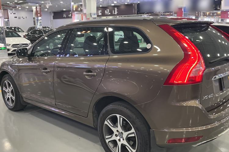 Used Volvo XC60 2014 T5 Zhiyi Edition
