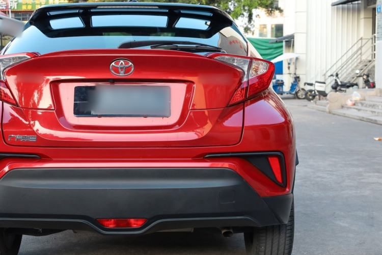 Used Toyota C-HR 2018 2.0L Leading Edition China V-standard