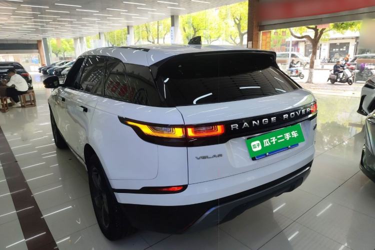 Used Land Rover Range Velar 2022 250 PS Rear Left 45 Deg