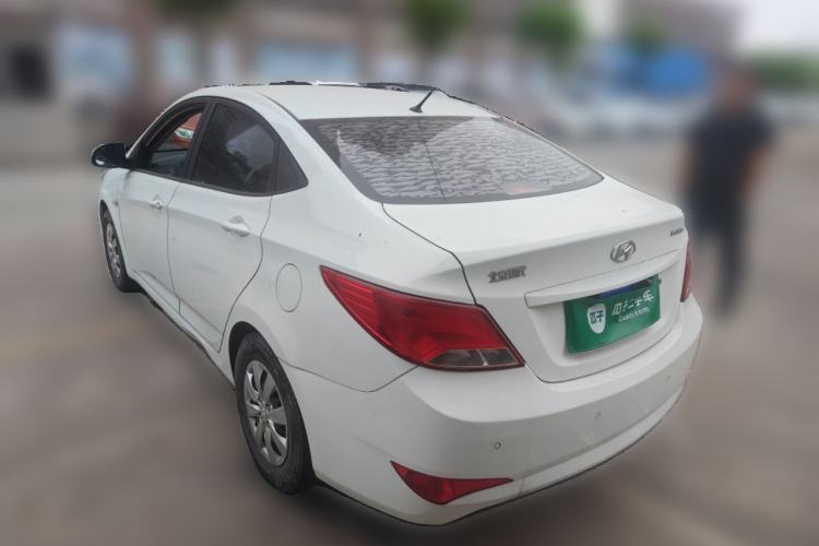 Used Hyundai Verna (older generation) 2014 1.4L Manual Smart GLS Trim
