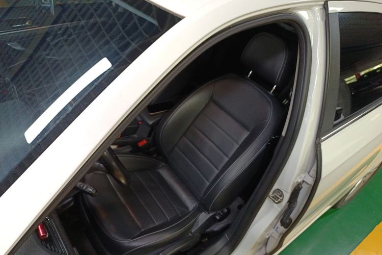 Used Volkswagen Lavida 2017 1.6L Automatic Comfort Edition Left Front Seat