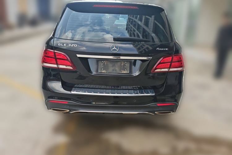 Used Mercedes-Benz GLE 2018 GLE 320 4MATIC Dynamic Edition Collector's Edition
