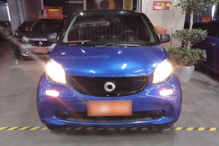 Used smart fortwo 2019 0.9T 66kW Hardtop Wind Power Edition China VI