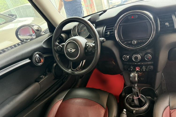 Used MINI 2016 1.5T COOPER
