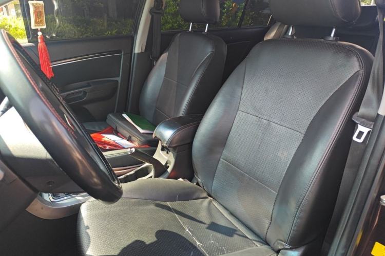 Used Geely Auto Classic Emgrand 2013 Hatchback 1.5L Manual Entry-Level Model
