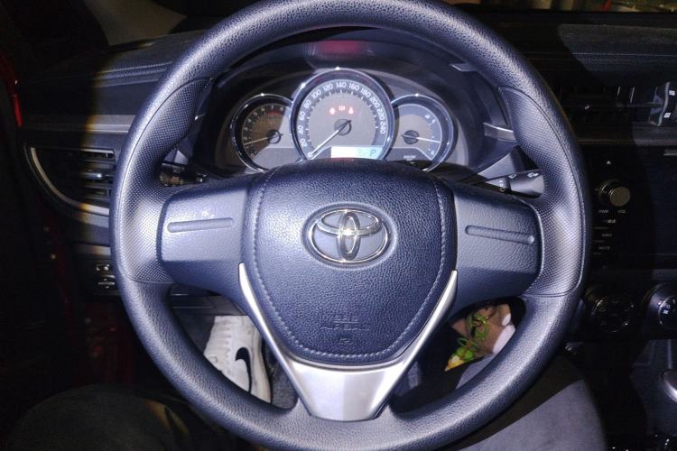 Used Toyota Levin 2014 1.6G CVT Elite Edition Steering Wheel