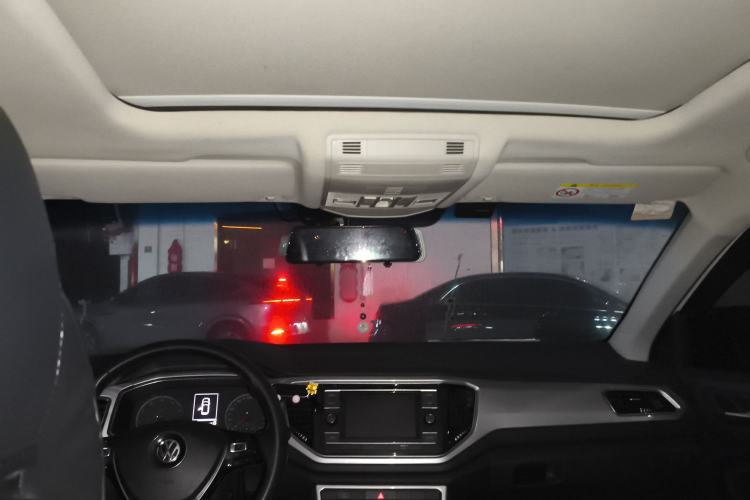 Used Volkswagen T-ROC 2020 230TSI DSG Two-Wheel Drive Advanced Version