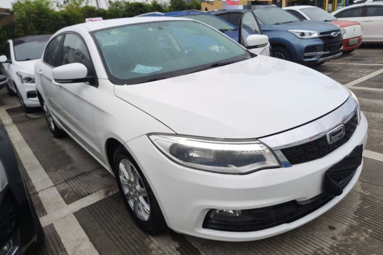 Used Qoros 3 2014 Sedan 1.6L Automatic Zhiyue Model Front Right 45 Deg