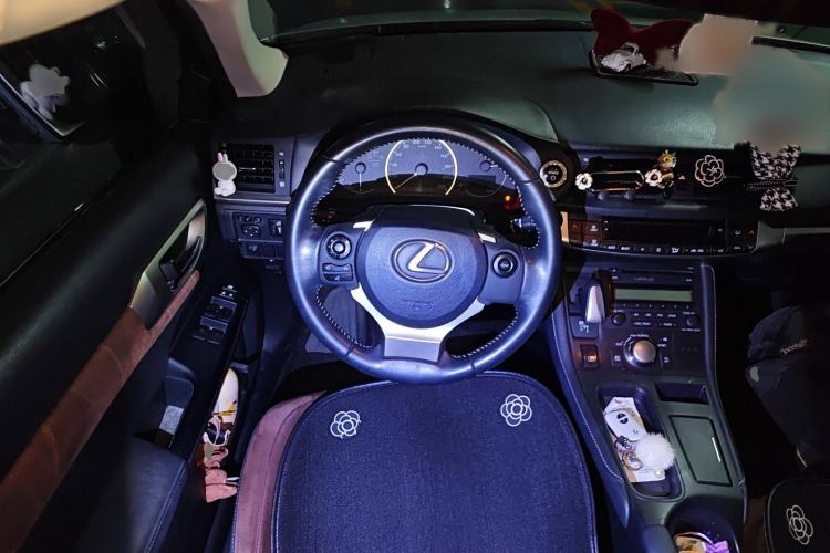 Used Lexus CT 2014 CT200h Elite Edition Two-Tone
