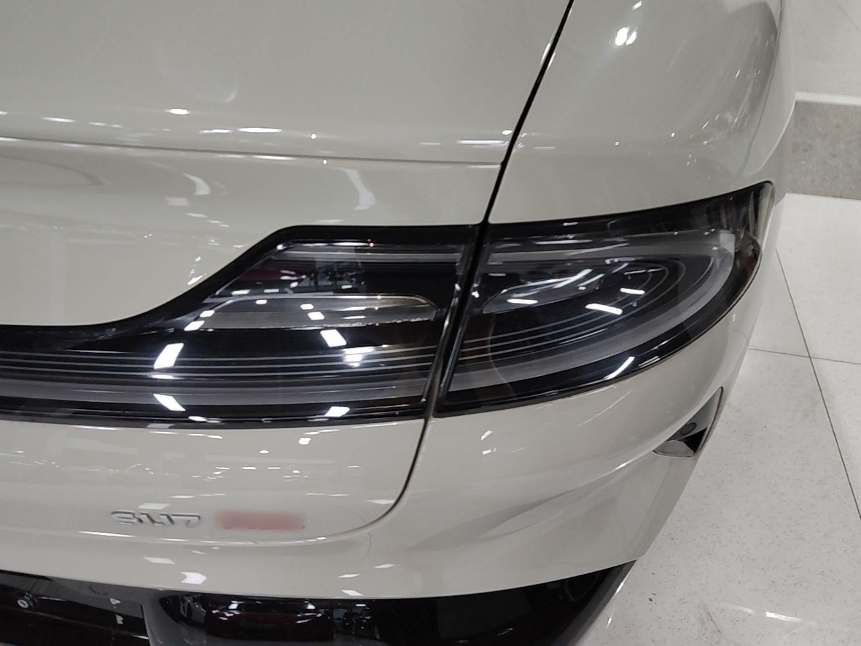 Xiaomi Auto SU7 2024 Four-Wheel Drive Ultra-Long Range Advanced Intelligent Driving Max Edition — снимка 9