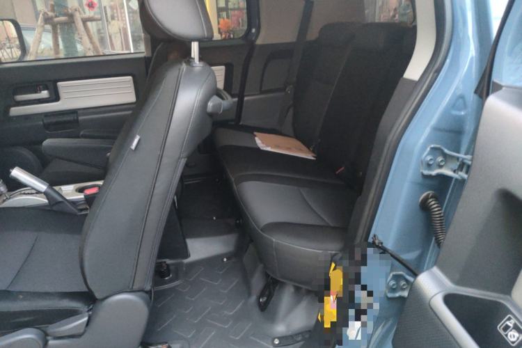 Used Toyota FJ Cruiser 2013 4.0L Left Rear Seat
