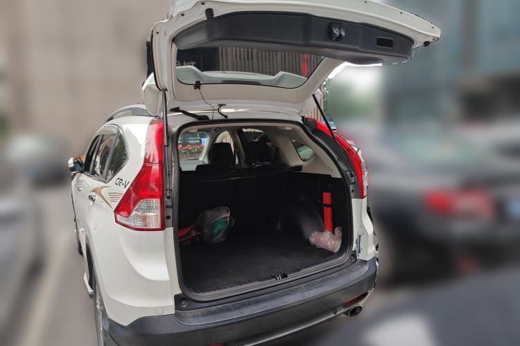 Used Honda CR-V 2013 2.4L four-wheel drive luxury version Trunk