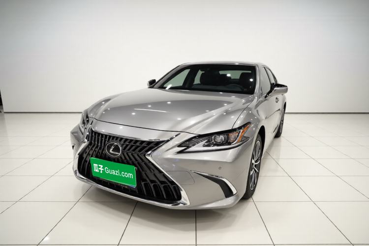 Used Lexus ES 2022 300h Excellence Edition