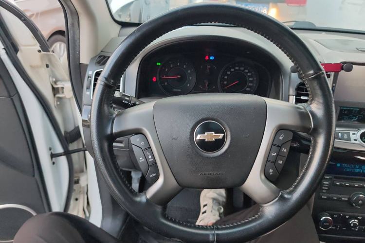 Used Chevrolet Captiva 2014 2.4L 4x4 Flagship Edition 7 Seats