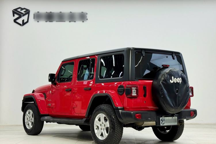 Used Jeep Wrangler 2019 2.0T Sahara Four-Door Version China VI Emission Standard