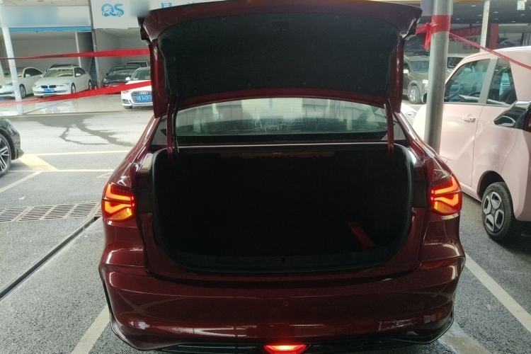 Used Chevrolet Monza 2019 RS 330T Automatic Comfort Edition China VI Standard Trunk