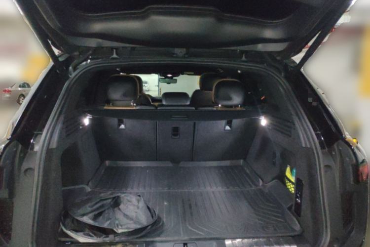 Used Land Rover Range Sport 2024 400PS Dynamic SE Trunk