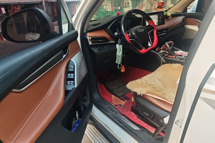 Used SAIC MAXUS D90 2017 2.0T Automatic Two-Wheel Drive - Uranus