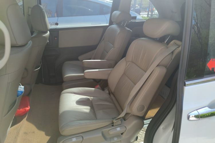 Used Honda Odyssey 2015 Revised 2.4L Luxury Edition Left Rear Seat