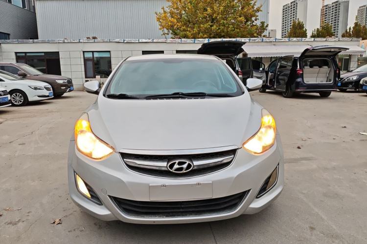 Used Hyundai Elantra (5th Generation / Langdong) 2015 1.6L Automatic Fashion Model Exterior 1