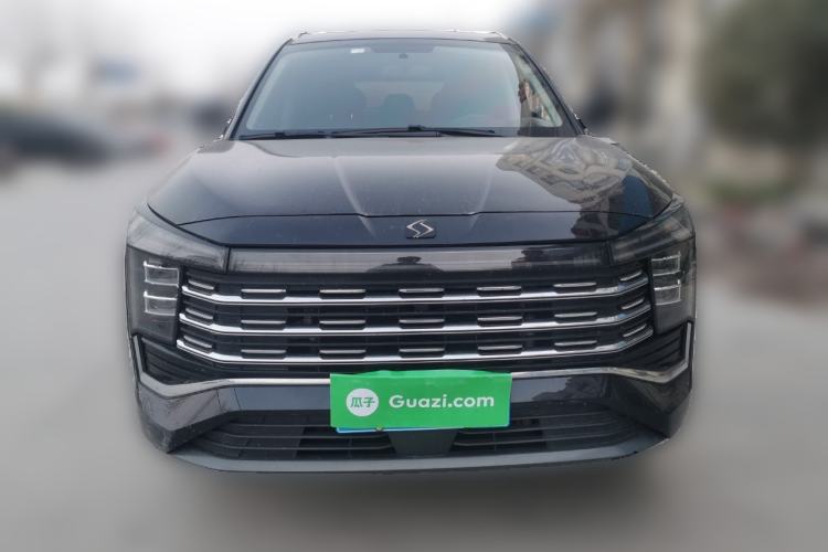 Used SOL X8 PLUS 2023 1.5 TGDI DCT Smart Home Edition 7-Seater
