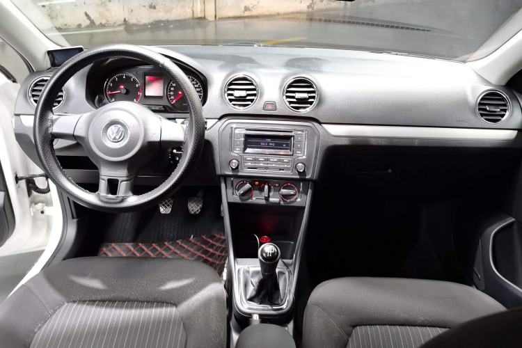 Used Volkswagen Jetta 2013 1.6L Manual Comfort Model