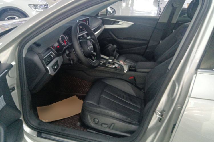 Used Audi A4L 2017 40 TFSI Fashion Model
