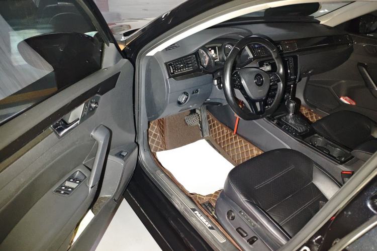 Used Volkswagen Passat 2017 330TSI DSG Prestige Edition