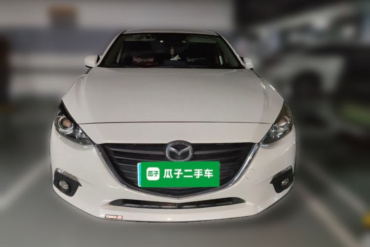 Used Mazda 3 Axela 2016 Sedan 1.5L Automatic Luxury Model