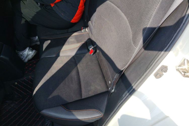 Used Subaru XV 2016 2.0i Comfort Navigation Edition
