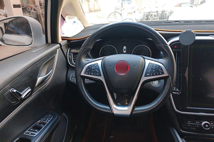 Used BYD Song MAX 2017 1.5T Automatic Smart Connect Prestige 7-Seater
