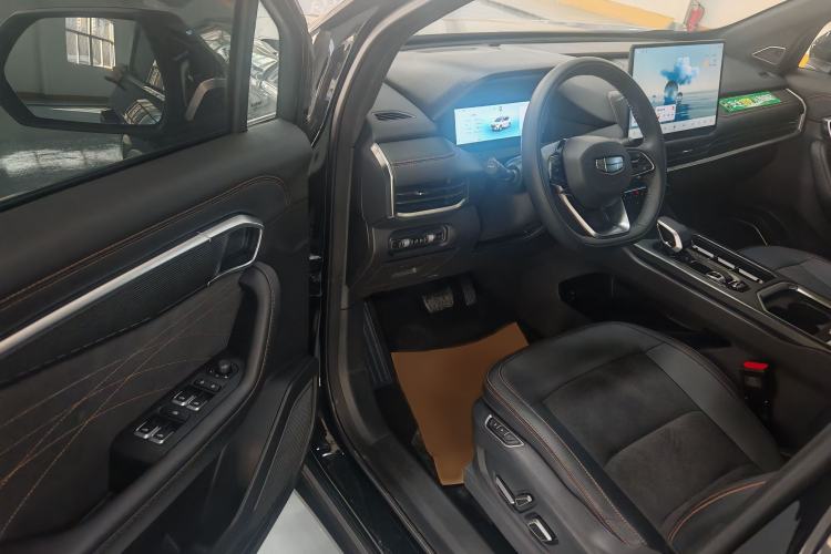 Used Geely Auto Haoyue L 2025 2.0T DCT Luxury Edition