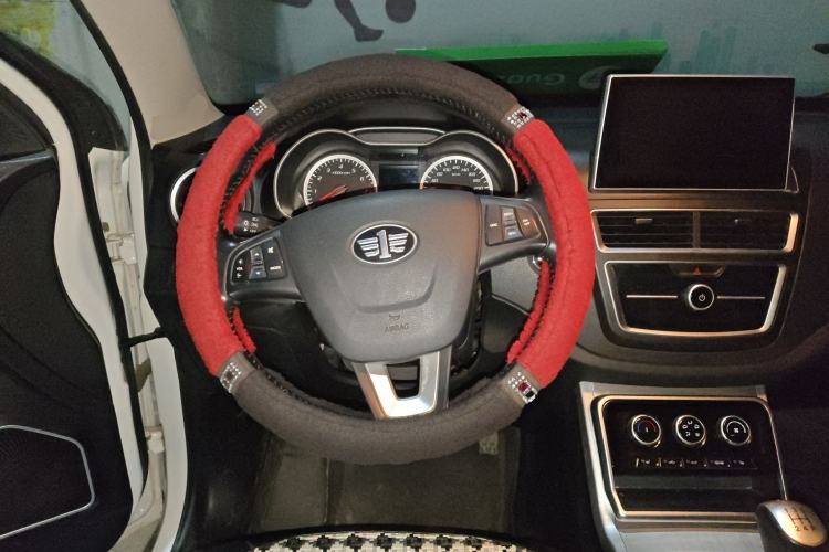 Used Bestune X40 2019 1.6L Manual Luxury Edition China VI