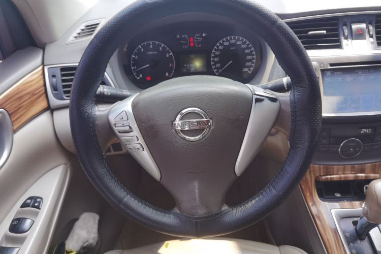 Used Nissan Sylphy 2014 1.6XV CVT Deluxe Edition
