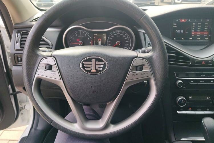 Used Bestune B70 2018 2.0L Automatic Connected Smart Edition Steering Wheel