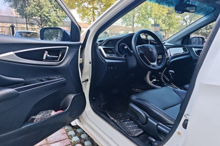 Used Honda Crider 2013 1.8L automatic luxury edition
