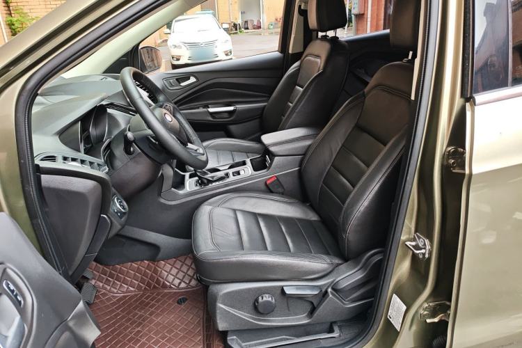 Used Ford Kuga 2017 EcoBoost 180 Two-Wheel-Drive Tiger Leap Model Left Front Seat