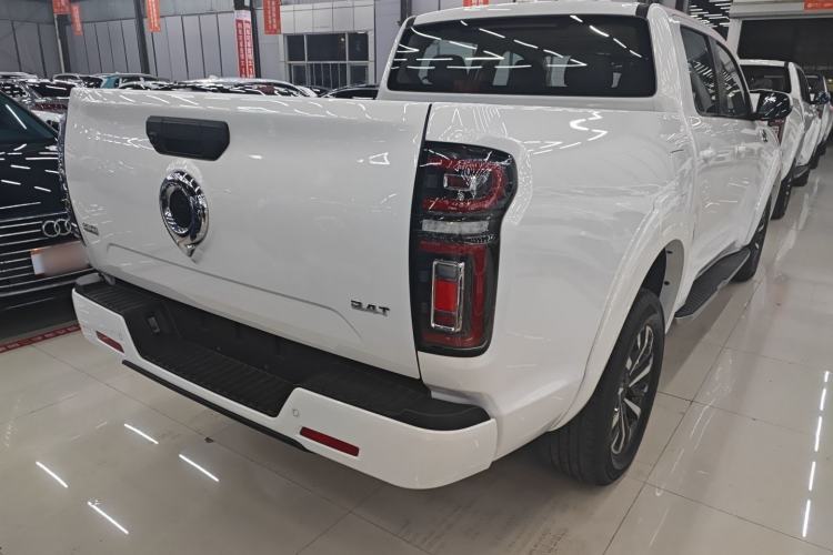 Used Great Wall Poer 2024 2.4T Passenger Version Automatic Diesel 4x4 Comfort Trim