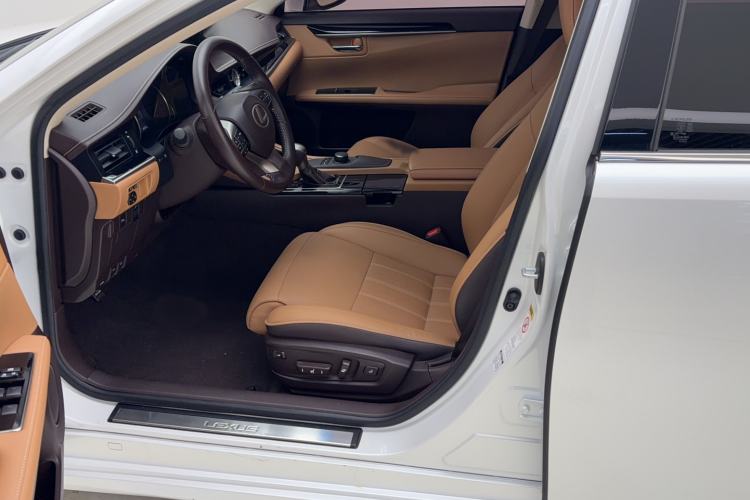 Used Lexus ES 2015 200 Elite Edition
