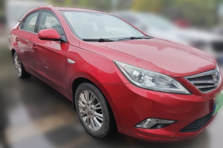 Used CHANGAN Eado 2012 1.6L Manual Luxury Model China IV Standard Front Right 45 Deg