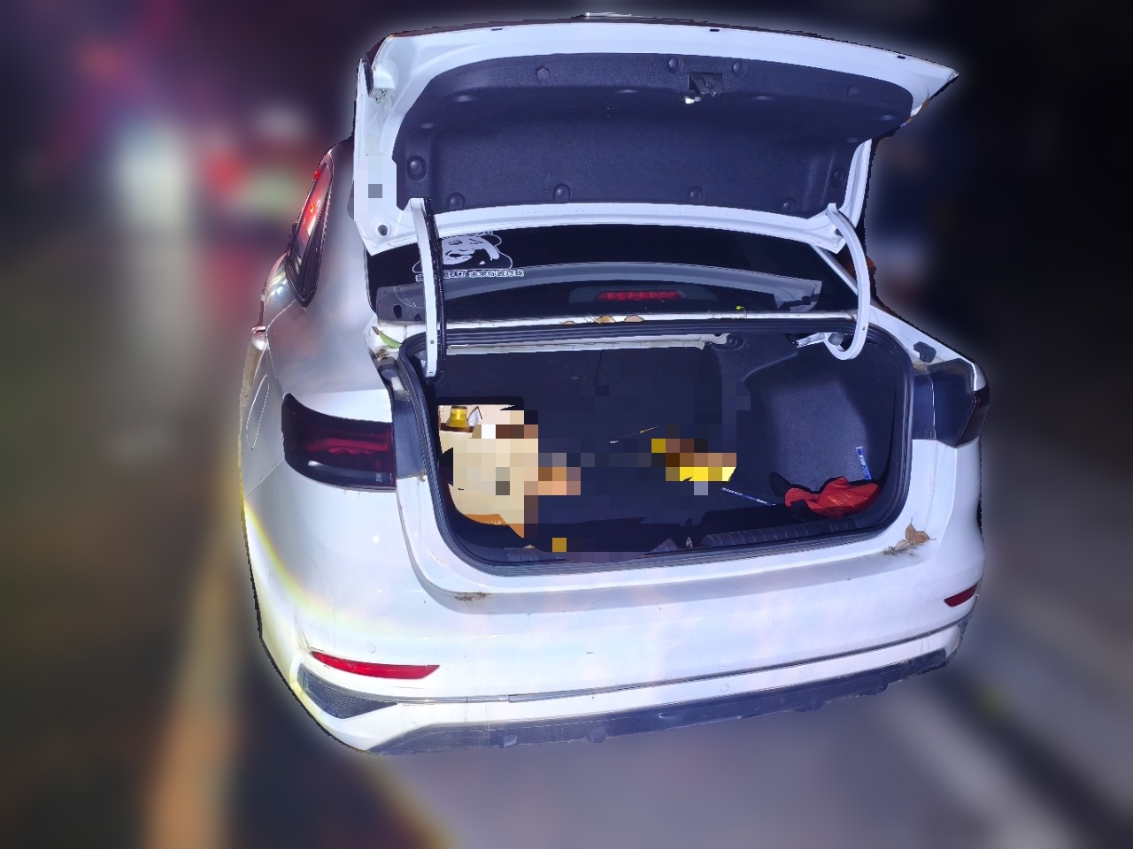 Geely Auto Emgrand 2023 4th Generation Champion Edition 1.5L CVT Luxury Model — снимка 16