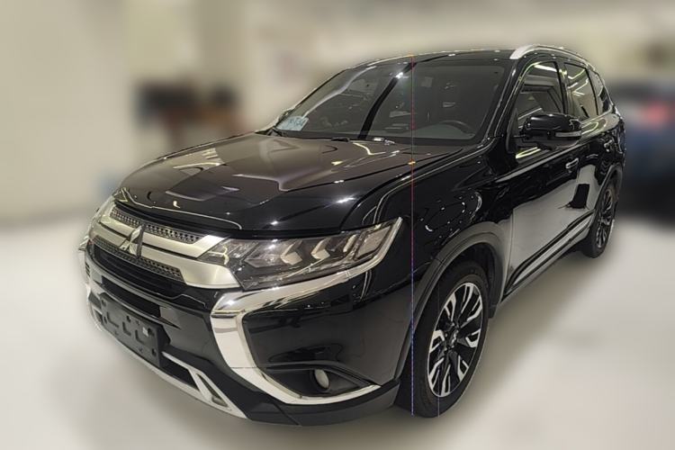 Used Mitsubishi Outlander 2019 2.4L 4x4 Zhi Xiang Edition 7 Seats China VI Standard