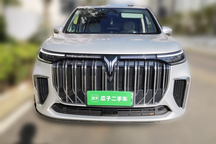 Used VOYAH Dream 2024 PHEV Ultra-Long Range Flagship Edition Front